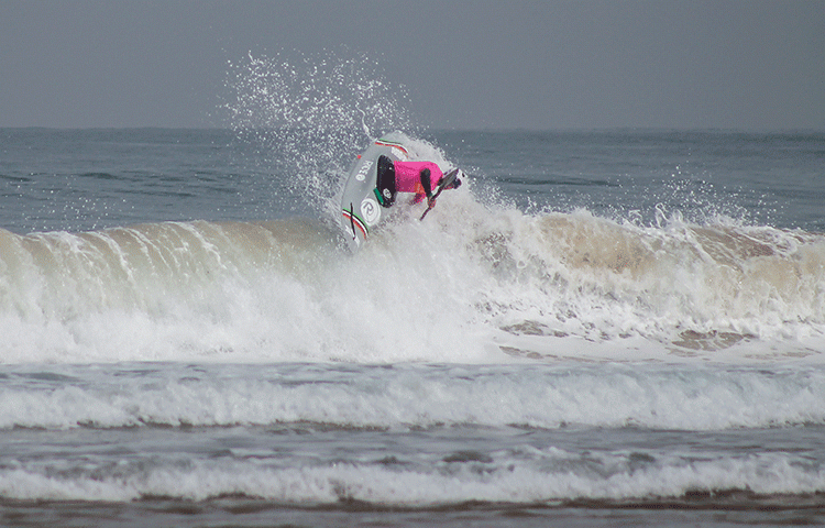 CAMPEONATO DE GIPUZKOA DE KAYAK SURF 2014