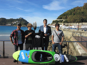 Reconocimiento del Alcalde de San Sebastián al kayaksurf. 30/10/2015