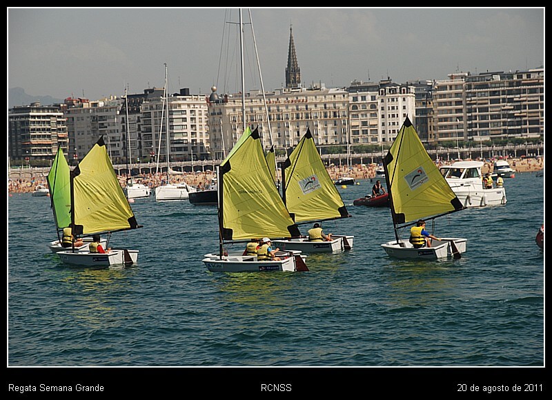 Regata-Optimist-Semana-Grande-2011-4