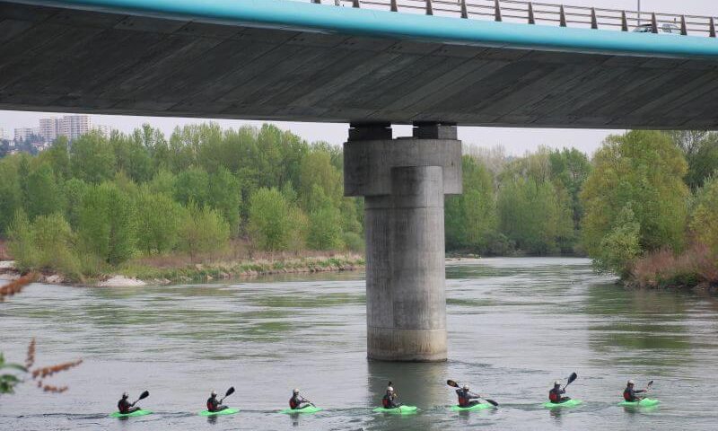 Xabi en el rio Rhone.